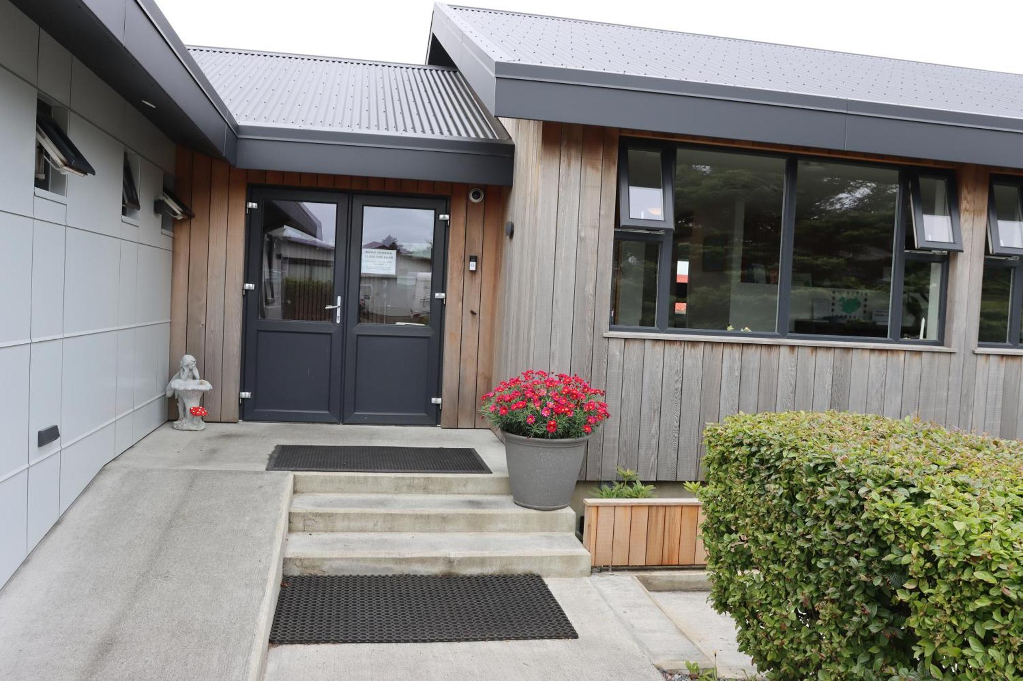 Hoefn Hostel Exterior photo